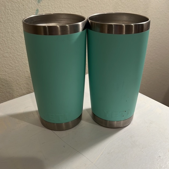 Set of 2 Yeti 20 oz Tumbler Mint Green - Picture 4 of 8